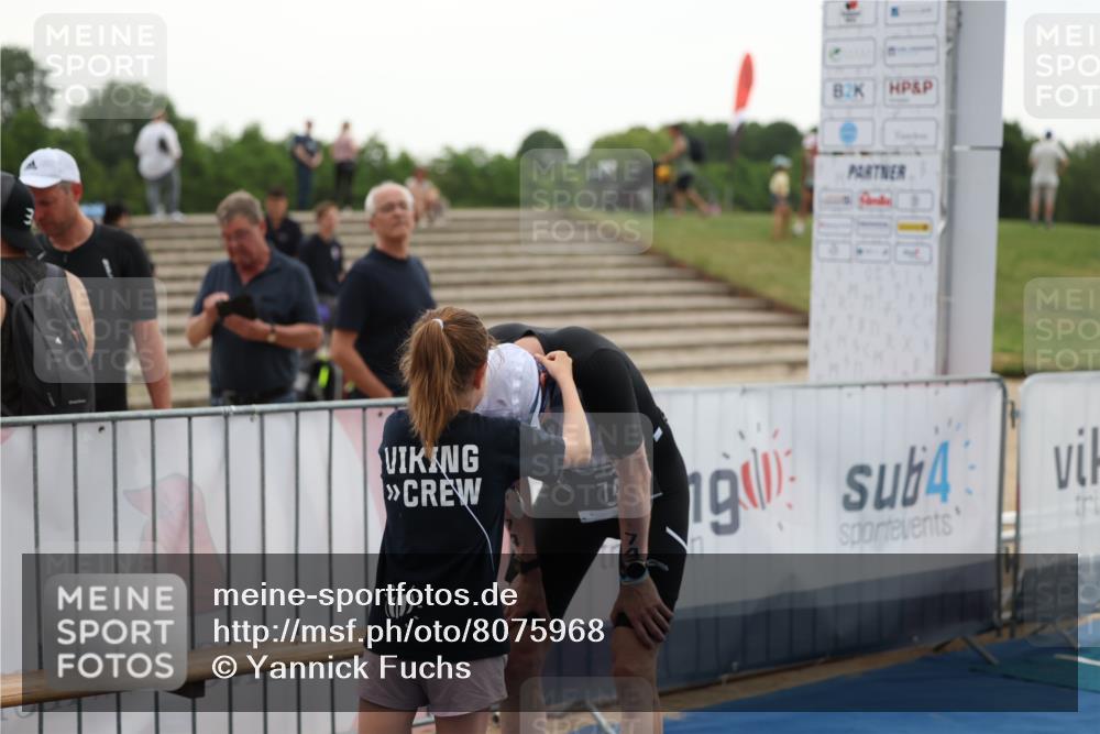 22.06.2025 - Viking Triathlon Yannick Fuchs http://msf.ph/oto/8075968 22.06.2025 16:20:39 Ziel 74 meine-sportfotos.de
