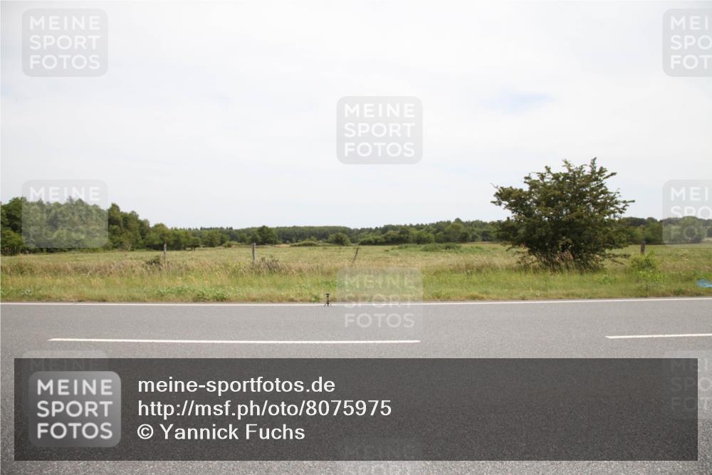 22.06.2025 - Viking Triathlon Yannick Fuchs http://msf.ph/oto/8075975 22.06.2025 13:49:26 Radfahren  meine-sportfotos.de