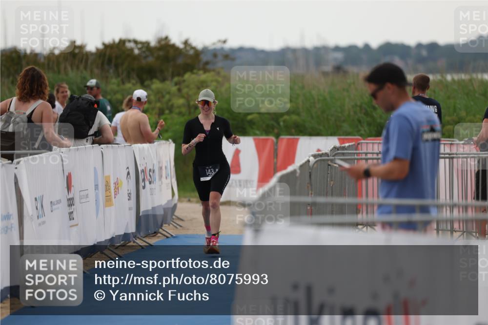 22.06.2025 - Viking Triathlon Yannick Fuchs http://msf.ph/oto/8075993 22.06.2025 16:21:25 Ziel 143 meine-sportfotos.de