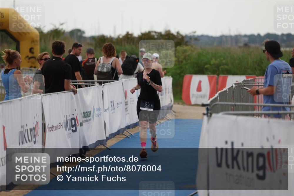 22.06.2025 - Viking Triathlon Yannick Fuchs http://msf.ph/oto/8076004 22.06.2025 16:21:27 Ziel 143 meine-sportfotos.de
