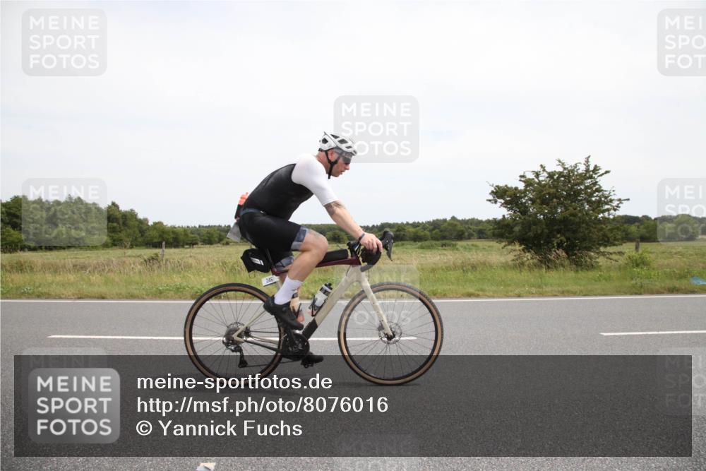 22.06.2025 - Viking Triathlon Yannick Fuchs http://msf.ph/oto/8076016 22.06.2025 13:56:55 Radfahren 246 meine-sportfotos.de