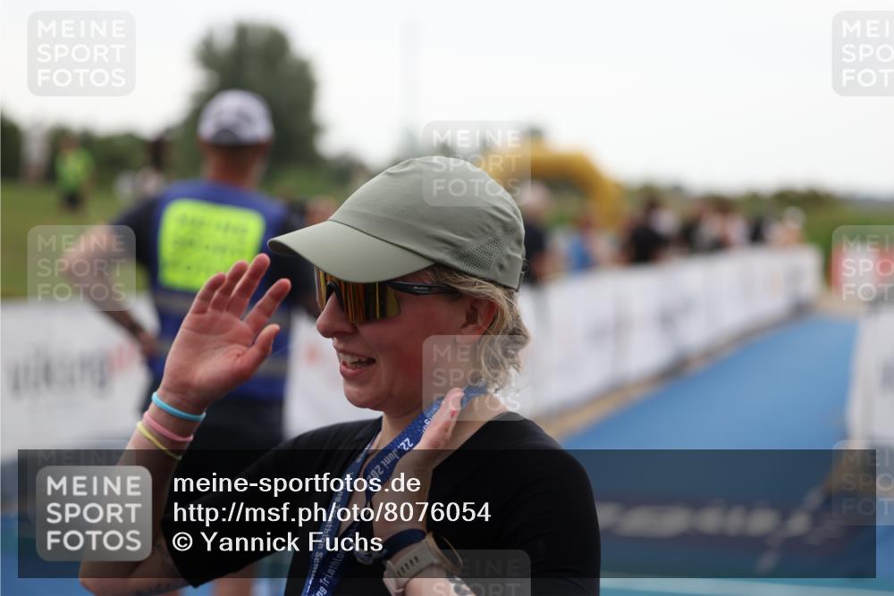 22.06.2025 - Viking Triathlon Yannick Fuchs http://msf.ph/oto/8076054 22.06.2025 16:21:41 Ziel  meine-sportfotos.de