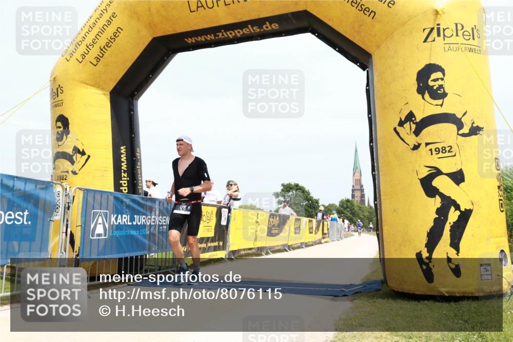 22.06.2025 - Viking Triathlon H.Heesch http://msf.ph/oto/8076115 22.06.2025 14:05:48 Laufen 176, 433, 631 meine-sportfotos.de
