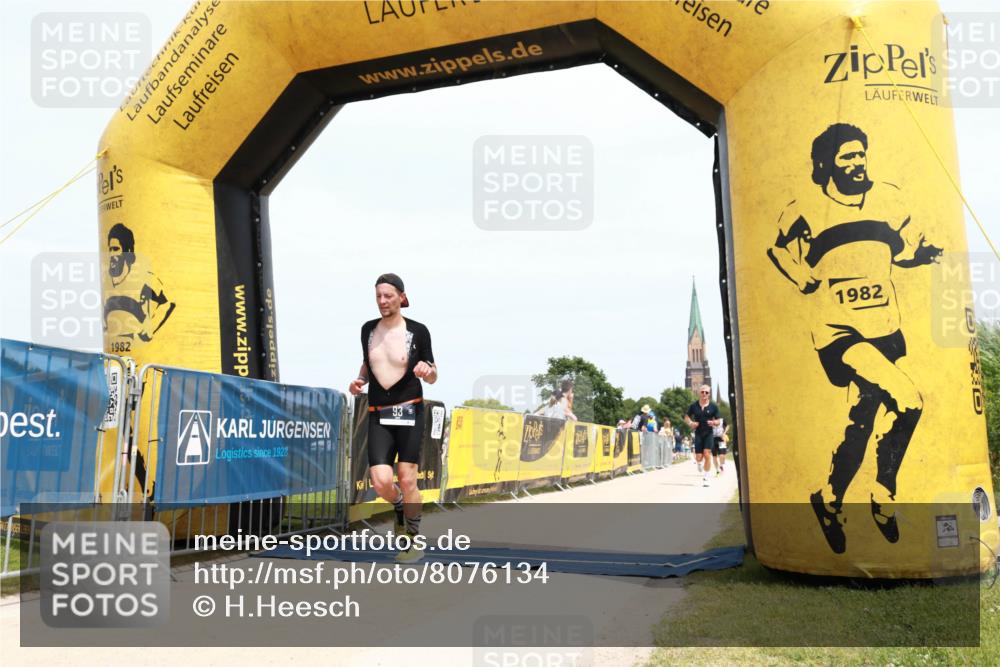 22.06.2025 - Viking Triathlon H.Heesch http://msf.ph/oto/8076134 22.06.2025 14:07:50 Laufen 93, 229 meine-sportfotos.de