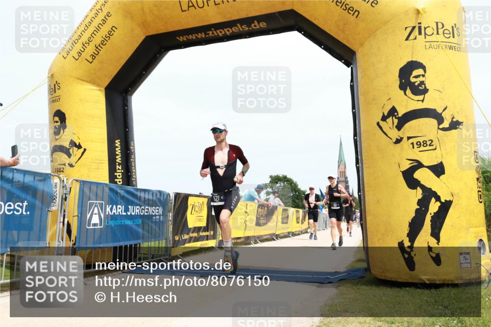 22.06.2025 - Viking Triathlon H.Heesch http://msf.ph/oto/8076150 22.06.2025 14:09:05 Laufen 87, 267, 527, 555 meine-sportfotos.de