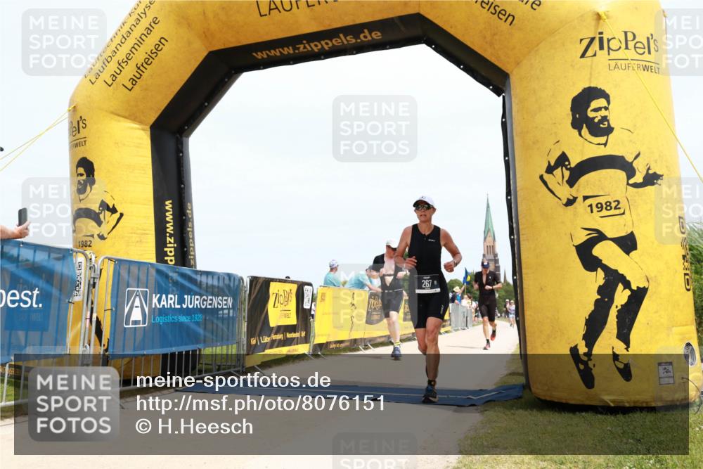 22.06.2025 - Viking Triathlon H.Heesch http://msf.ph/oto/8076151 22.06.2025 14:09:07 Laufen 267, 297, 331, 527, 555 meine-sportfotos.de