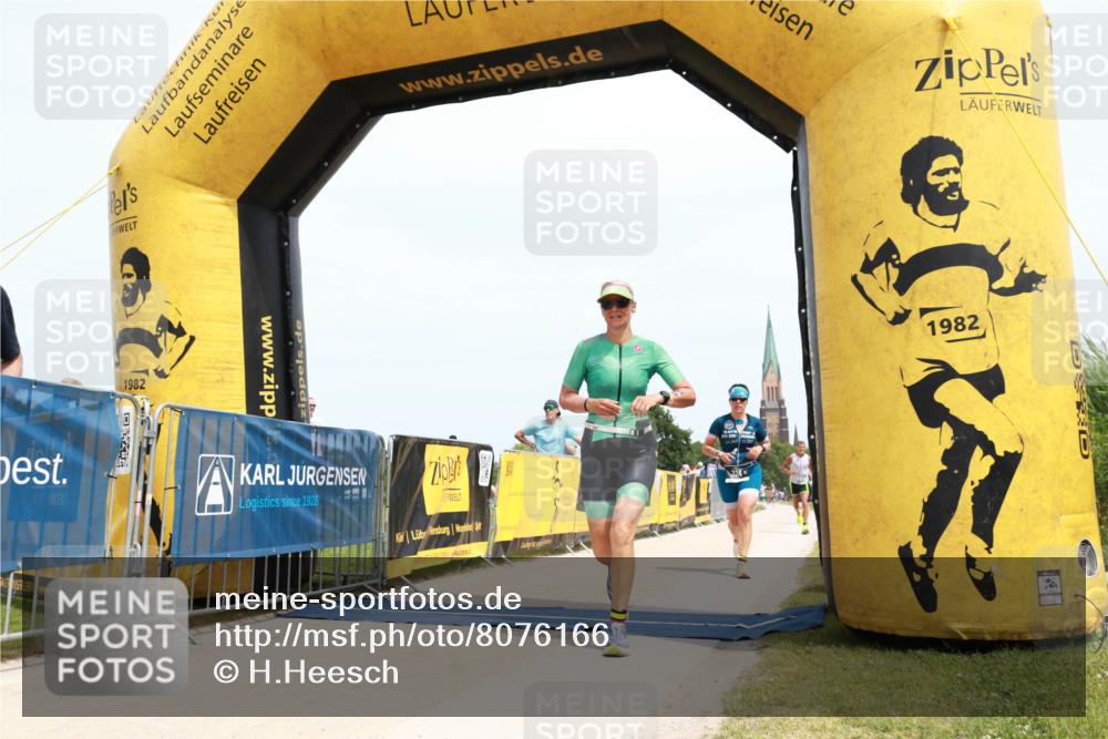 22.06.2025 - Viking Triathlon H.Heesch http://msf.ph/oto/8076166 22.06.2025 14:09:45 Laufen 65, 324, 361 meine-sportfotos.de