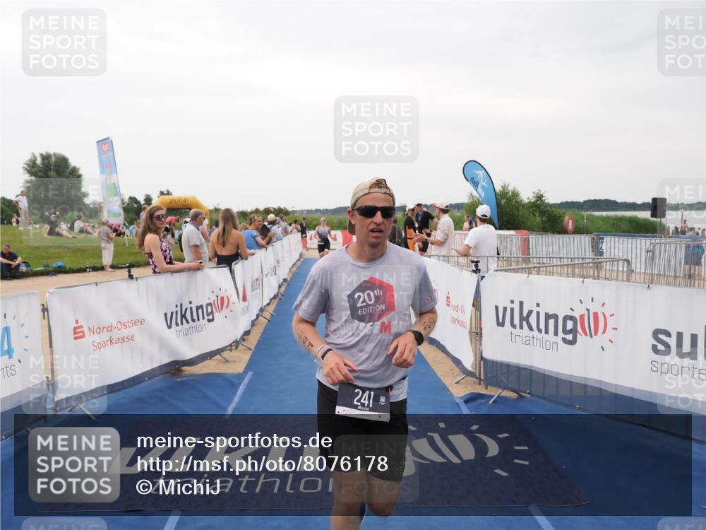 22.06.2025 - Viking Triathlon MichiJ http://msf.ph/oto/8076178 22.06.2025 15:54:19 Ziel 43, 241 meine-sportfotos.de