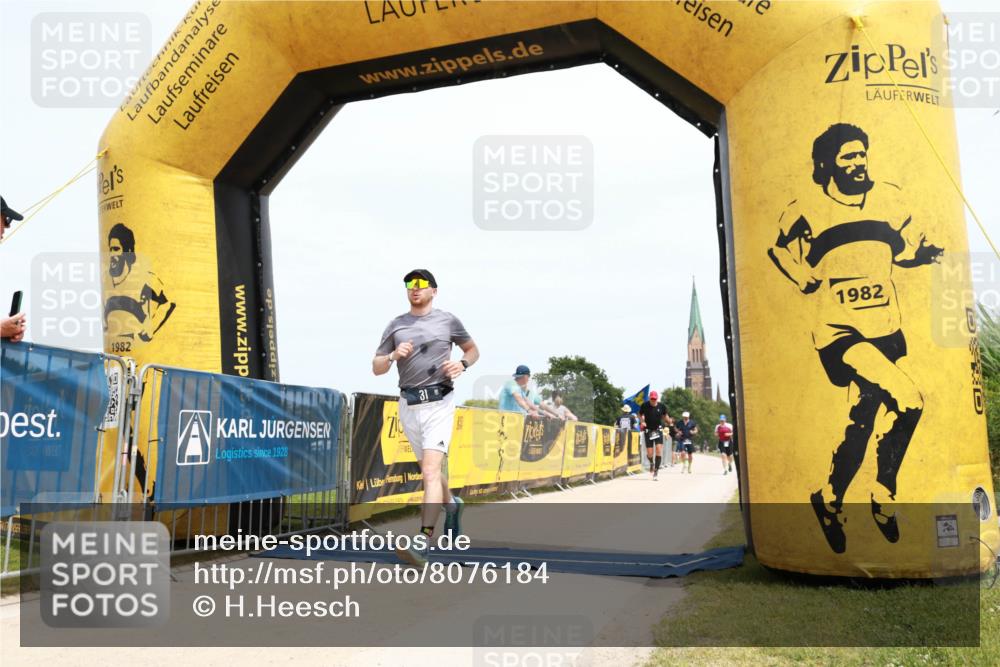 22.06.2025 - Viking Triathlon H.Heesch http://msf.ph/oto/8076184 22.06.2025 14:10:16 Laufen 31, 78, 416 meine-sportfotos.de