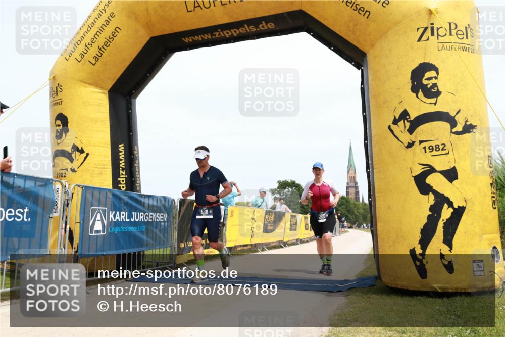 22.06.2025 - Viking Triathlon H.Heesch http://msf.ph/oto/8076189 22.06.2025 14:10:23 Laufen 206, 538, 548 meine-sportfotos.de