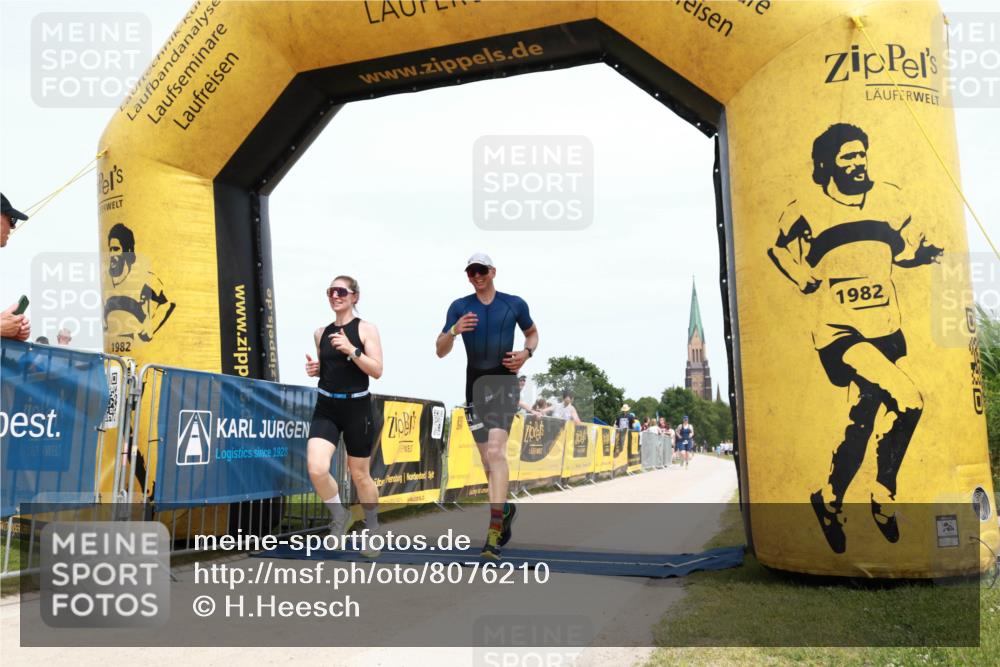 22.06.2025 - Viking Triathlon H.Heesch http://msf.ph/oto/8076210 22.06.2025 14:11:12 Laufen 294, 344 meine-sportfotos.de
