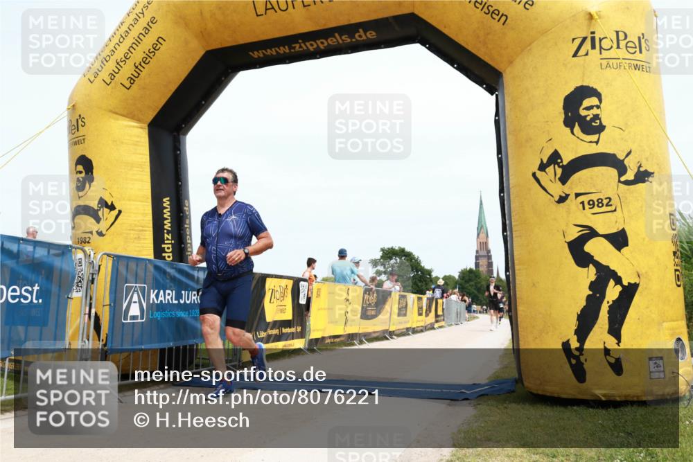 22.06.2025 - Viking Triathlon H.Heesch http://msf.ph/oto/8076221 22.06.2025 14:11:43 Laufen 449 meine-sportfotos.de