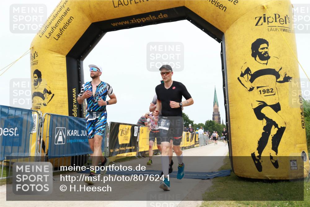 22.06.2025 - Viking Triathlon H.Heesch http://msf.ph/oto/8076241 22.06.2025 14:50:32 Laufen 70, 85, 334, 361, 509 meine-sportfotos.de