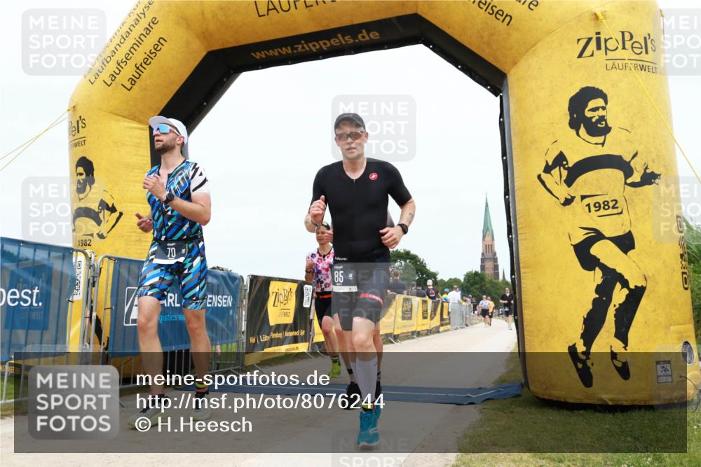 22.06.2025 - Viking Triathlon H.Heesch http://msf.ph/oto/8076244 22.06.2025 14:50:32 Laufen 70, 85, 334, 361, 509 meine-sportfotos.de