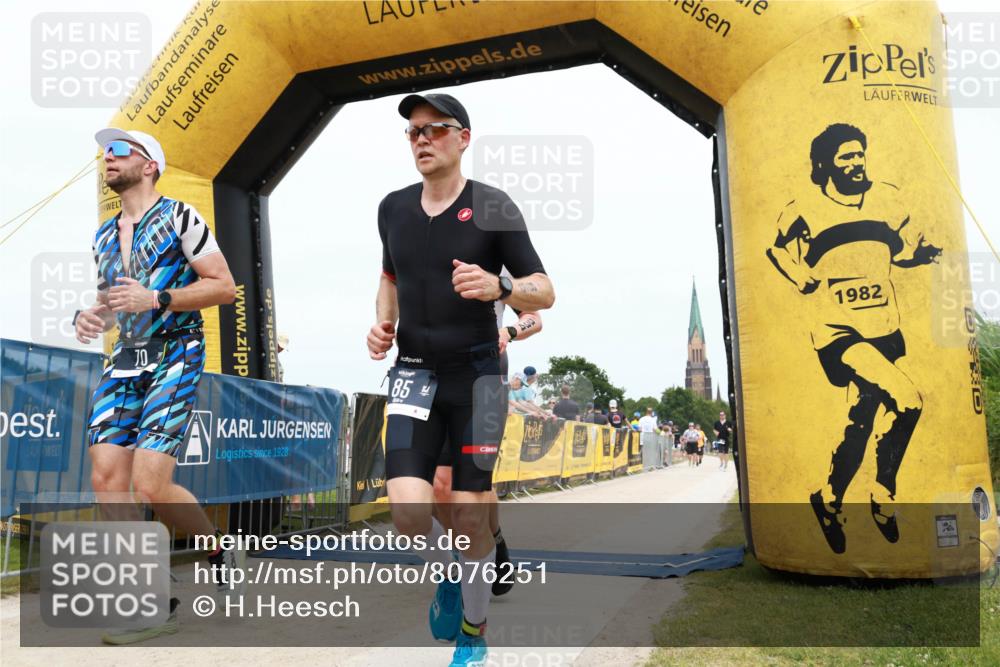 22.06.2025 - Viking Triathlon H.Heesch http://msf.ph/oto/8076251 22.06.2025 14:50:33 Laufen 70, 85, 334, 361, 509 meine-sportfotos.de