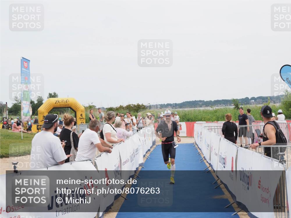 22.06.2025 - Viking Triathlon MichiJ http://msf.ph/oto/8076263 22.06.2025 14:33:56 Ziel 341 meine-sportfotos.de