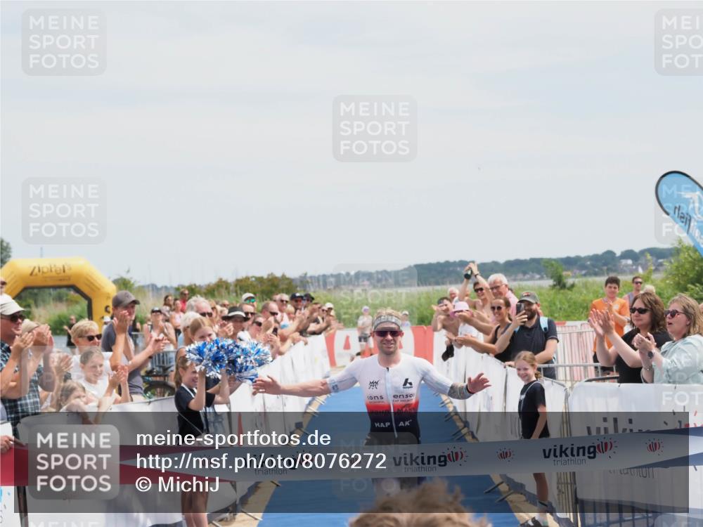 22.06.2025 - Viking Triathlon MichiJ http://msf.ph/oto/8076272 22.06.2025 13:47:05 Ziel 4 meine-sportfotos.de