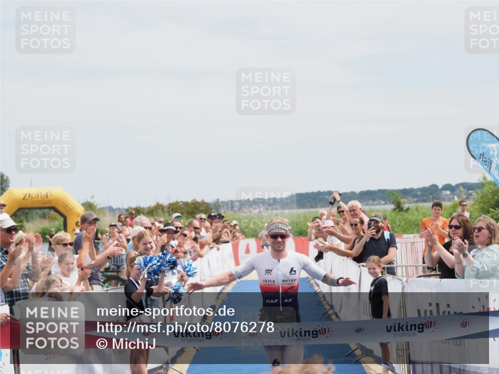 22.06.2025 - Viking Triathlon MichiJ http://msf.ph/oto/8076278 22.06.2025 13:47:05 Ziel 4 meine-sportfotos.de