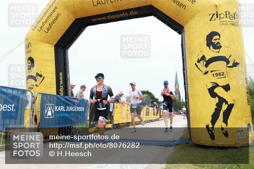 22.06.2025 - Viking Triathlon H.Heesch http://msf.ph/oto/8076282 22.06.2025 14:51:04 Laufen 12, 150, 276, 407, 555 meine-sportfotos.de