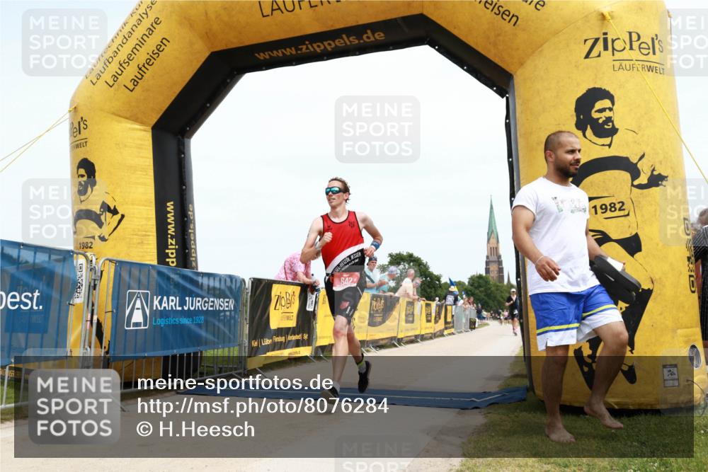 22.06.2025 - Viking Triathlon H.Heesch http://msf.ph/oto/8076284 22.06.2025 14:13:17 Laufen 77, 642, 661 meine-sportfotos.de