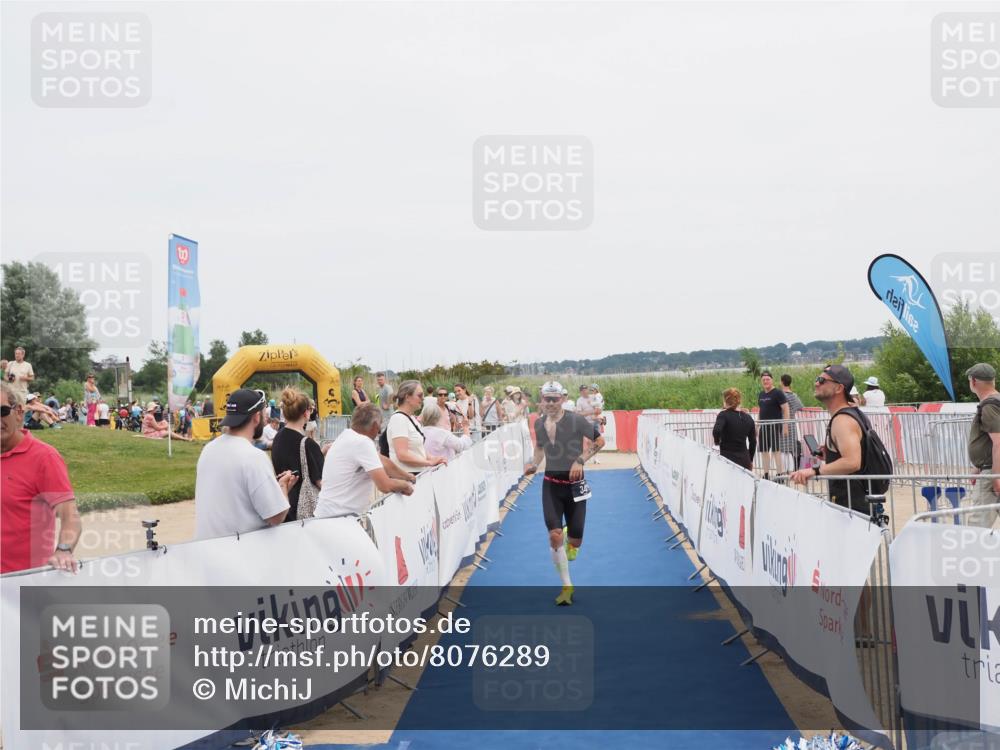 22.06.2025 - Viking Triathlon MichiJ http://msf.ph/oto/8076289 22.06.2025 14:33:56 Ziel 341 meine-sportfotos.de
