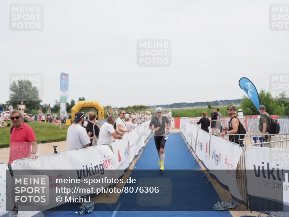 22.06.2025 - Viking Triathlon MichiJ http://msf.ph/oto/8076306 22.06.2025 14:33:56 Ziel 341 meine-sportfotos.de