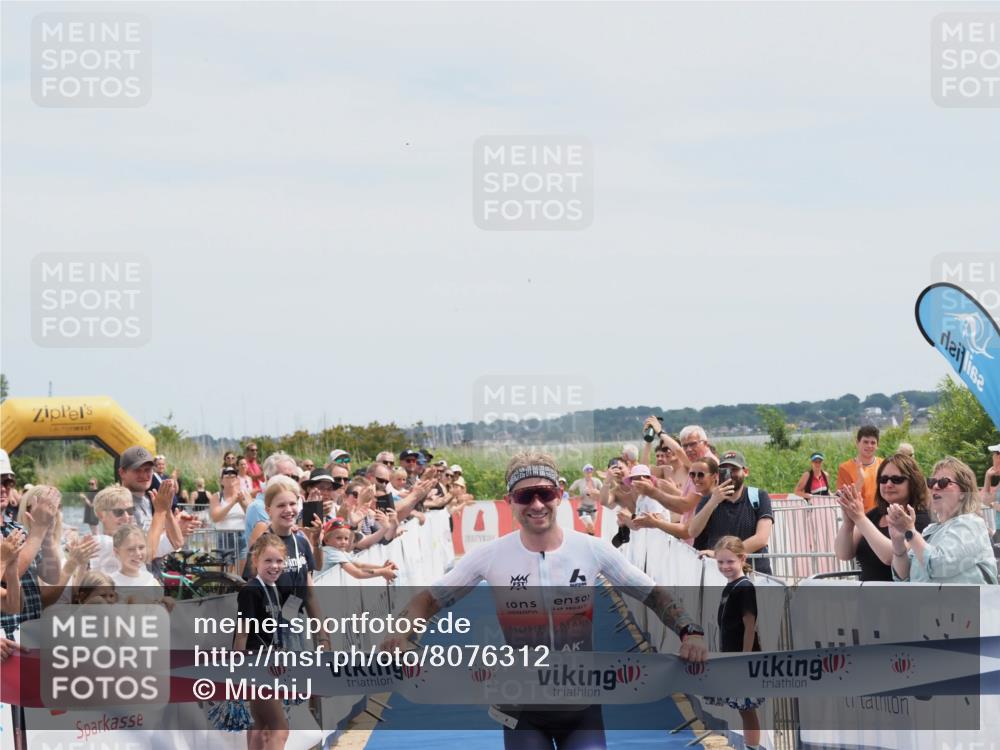 22.06.2025 - Viking Triathlon MichiJ http://msf.ph/oto/8076312 22.06.2025 13:47:06 Ziel 4 meine-sportfotos.de