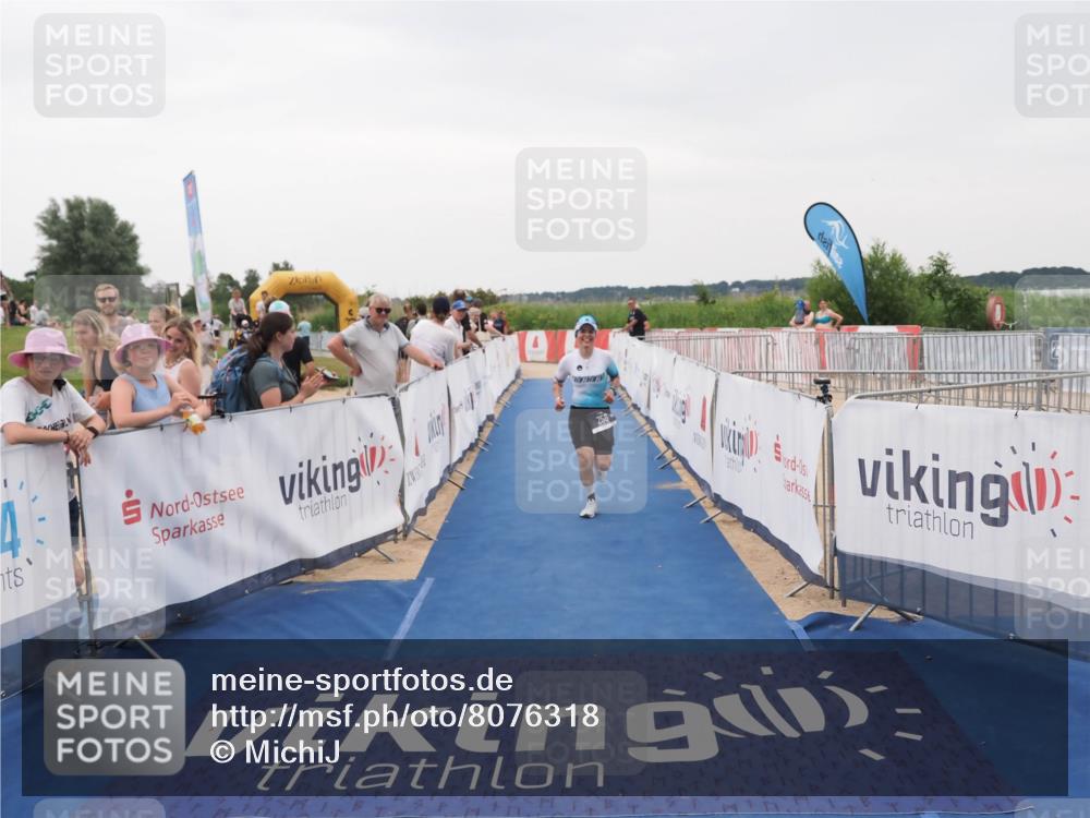 22.06.2025 - Viking Triathlon MichiJ http://msf.ph/oto/8076318 22.06.2025 16:02:06 Ziel 256 meine-sportfotos.de