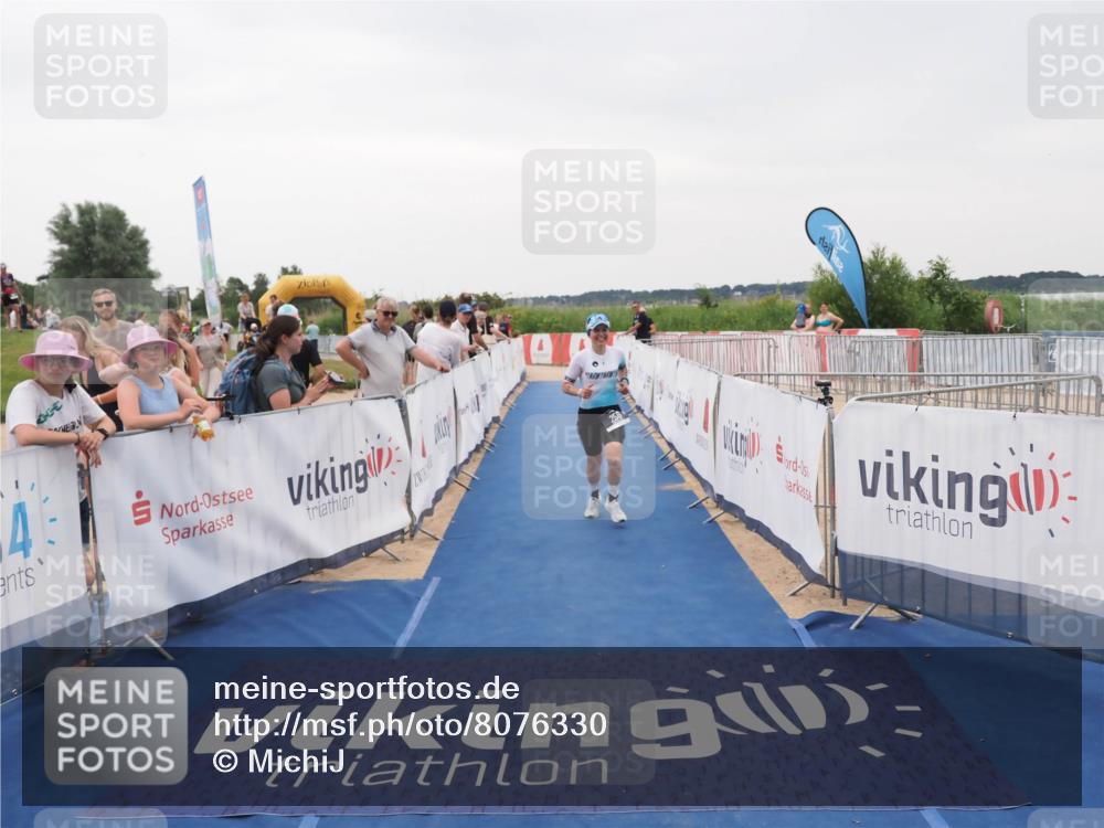 22.06.2025 - Viking Triathlon MichiJ http://msf.ph/oto/8076330 22.06.2025 16:02:06 Ziel 256 meine-sportfotos.de