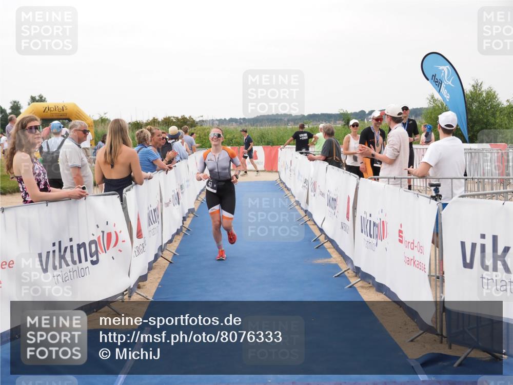 22.06.2025 - Viking Triathlon MichiJ http://msf.ph/oto/8076333 22.06.2025 15:54:22 Ziel 43, 241 meine-sportfotos.de