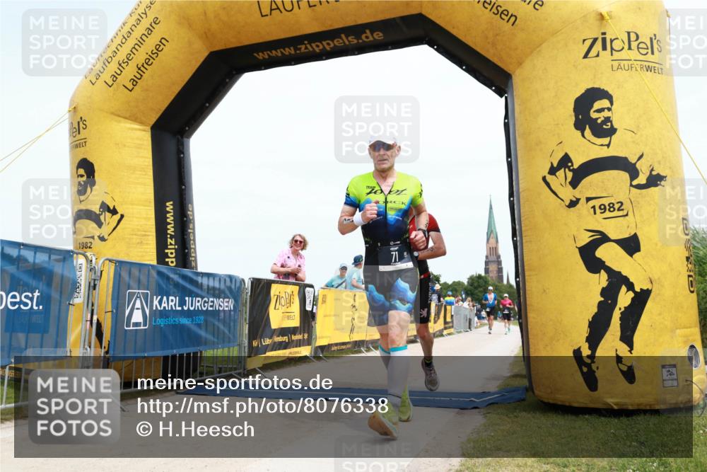 22.06.2025 - Viking Triathlon H.Heesch http://msf.ph/oto/8076338 22.06.2025 14:13:47 Laufen 71, 511 meine-sportfotos.de