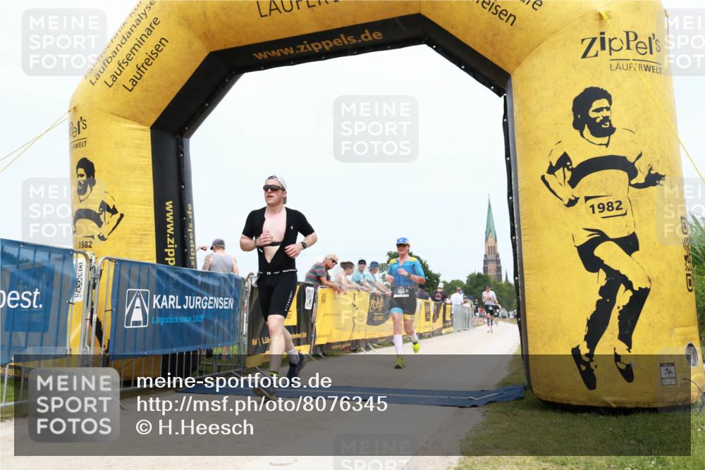 22.06.2025 - Viking Triathlon H.Heesch http://msf.ph/oto/8076345 22.06.2025 14:52:13 Laufen 288, 297, 324, 389, 553 meine-sportfotos.de
