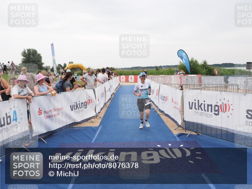 22.06.2025 - Viking Triathlon MichiJ http://msf.ph/oto/8076378 22.06.2025 16:02:07 Ziel 256 meine-sportfotos.de