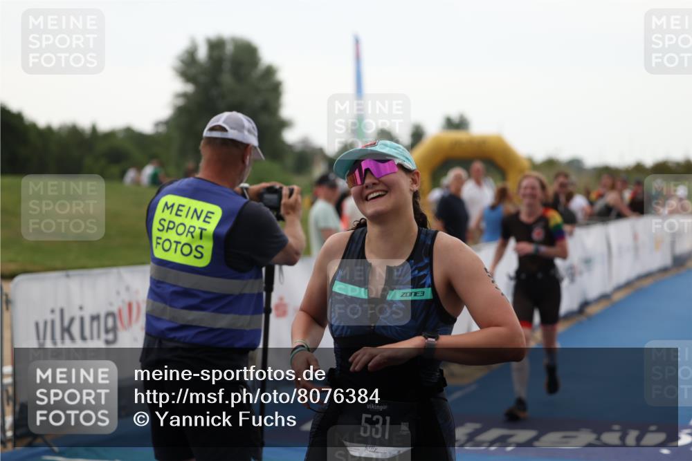 22.06.2025 - Viking Triathlon Yannick Fuchs http://msf.ph/oto/8076384 22.06.2025 16:22:35 Ziel 425, 531 meine-sportfotos.de