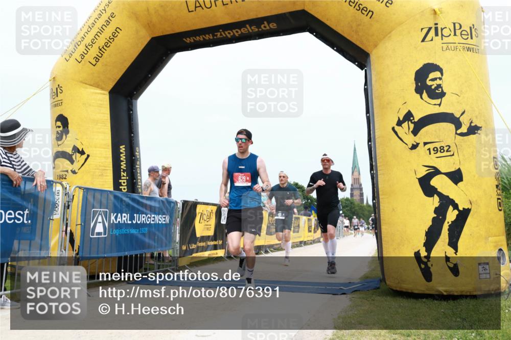 22.06.2025 - Viking Triathlon H.Heesch http://msf.ph/oto/8076391 22.06.2025 14:52:52 Laufen 40, 442 meine-sportfotos.de