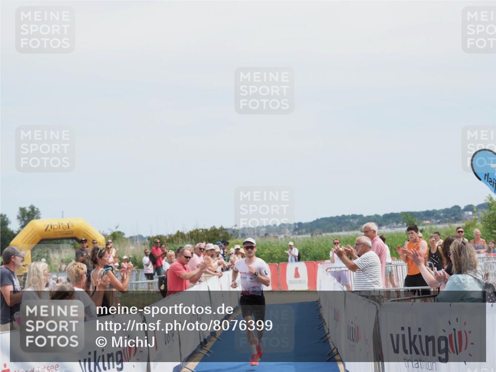 22.06.2025 - Viking Triathlon MichiJ http://msf.ph/oto/8076399 22.06.2025 13:55:35 Ziel 521 meine-sportfotos.de