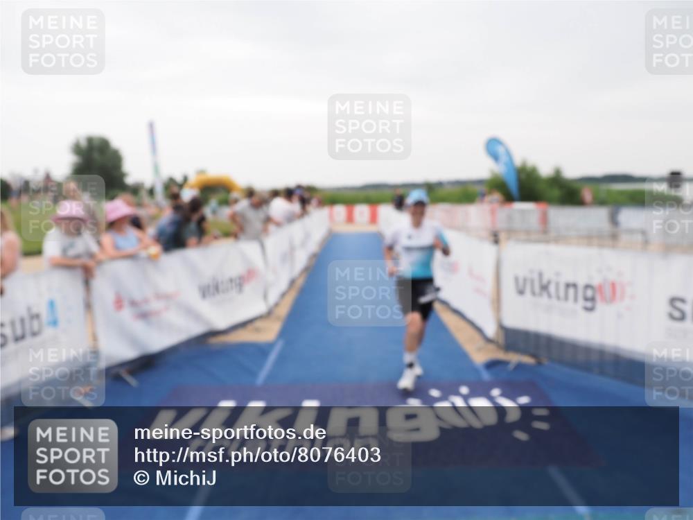22.06.2025 - Viking Triathlon MichiJ http://msf.ph/oto/8076403 22.06.2025 16:02:07 Ziel 256 meine-sportfotos.de