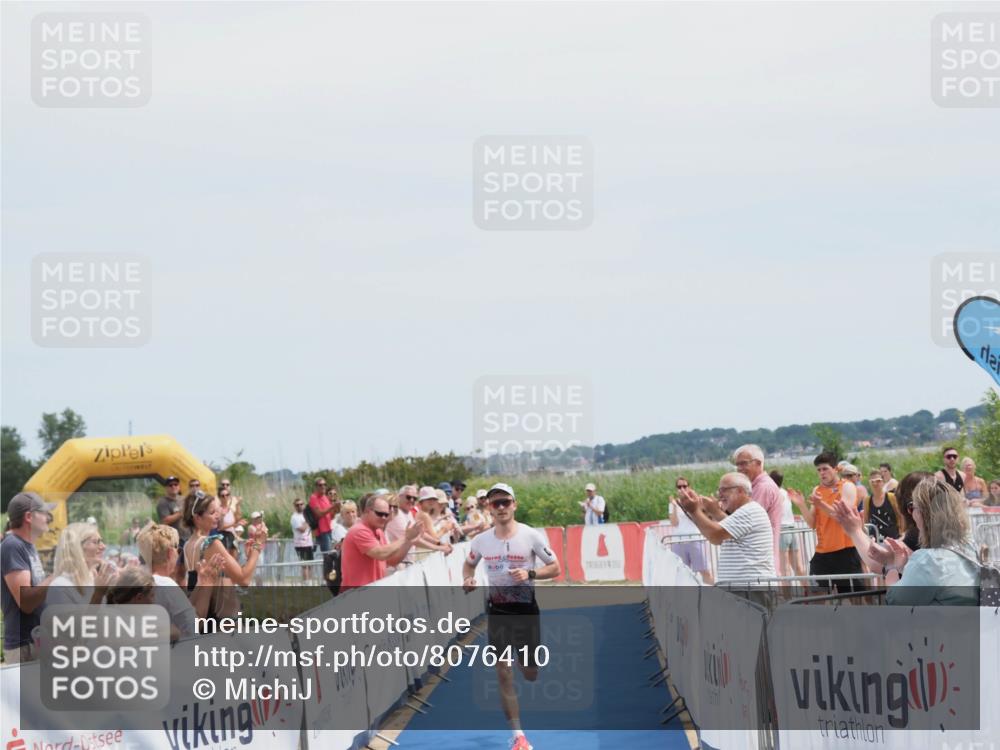22.06.2025 - Viking Triathlon MichiJ http://msf.ph/oto/8076410 22.06.2025 13:55:36 Ziel 521 meine-sportfotos.de