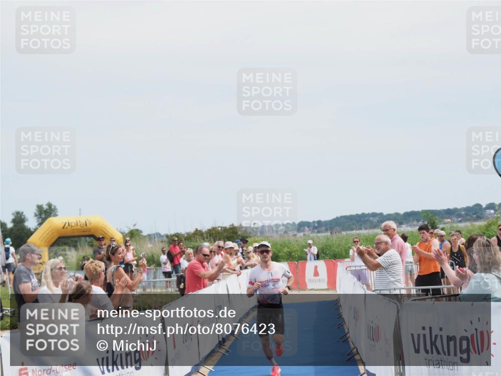 22.06.2025 - Viking Triathlon MichiJ http://msf.ph/oto/8076423 22.06.2025 13:55:36 Ziel 521 meine-sportfotos.de