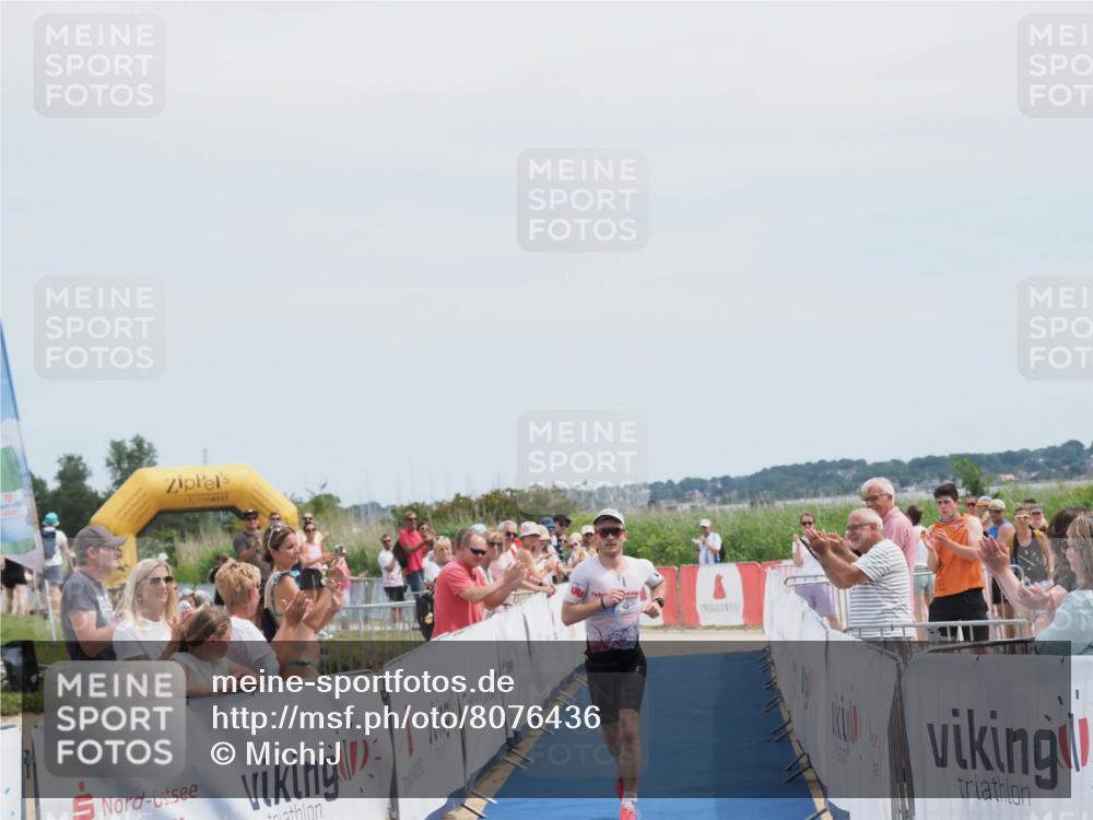 22.06.2025 - Viking Triathlon MichiJ http://msf.ph/oto/8076436 22.06.2025 13:55:36 Ziel 521 meine-sportfotos.de