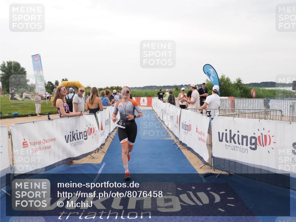 22.06.2025 - Viking Triathlon MichiJ http://msf.ph/oto/8076458 22.06.2025 15:54:23 Ziel 43, 241 meine-sportfotos.de