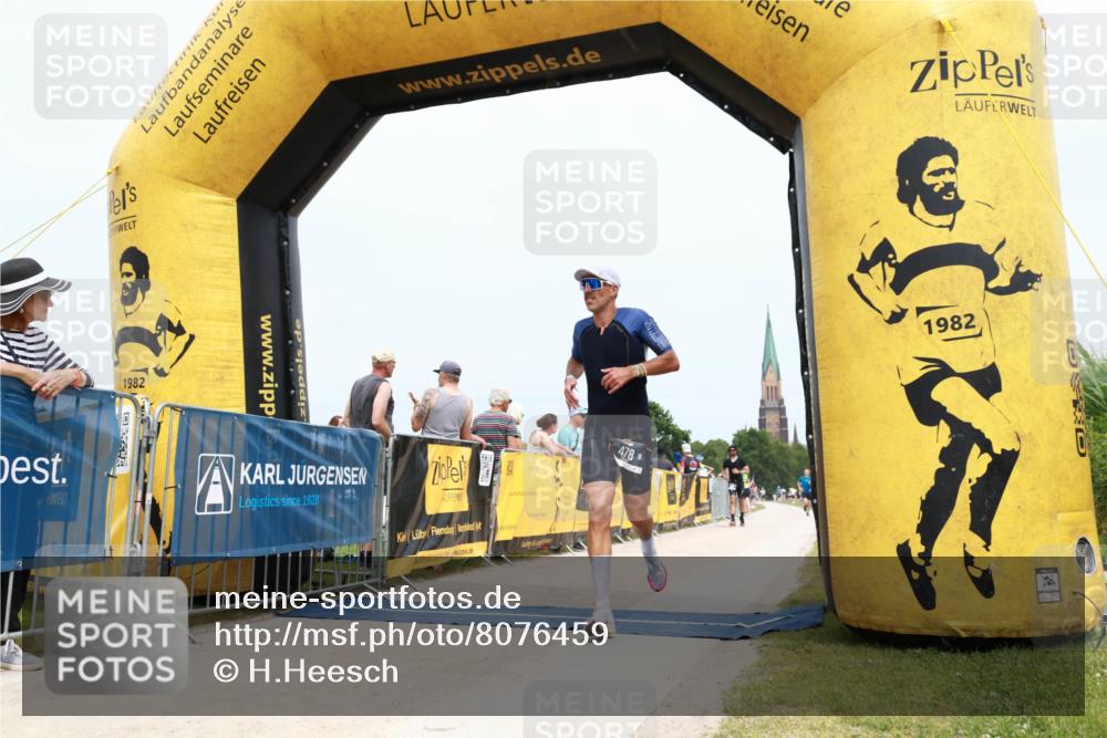 22.06.2025 - Viking Triathlon H.Heesch http://msf.ph/oto/8076459 22.06.2025 14:53:32 Laufen 142, 180, 329, 478 meine-sportfotos.de