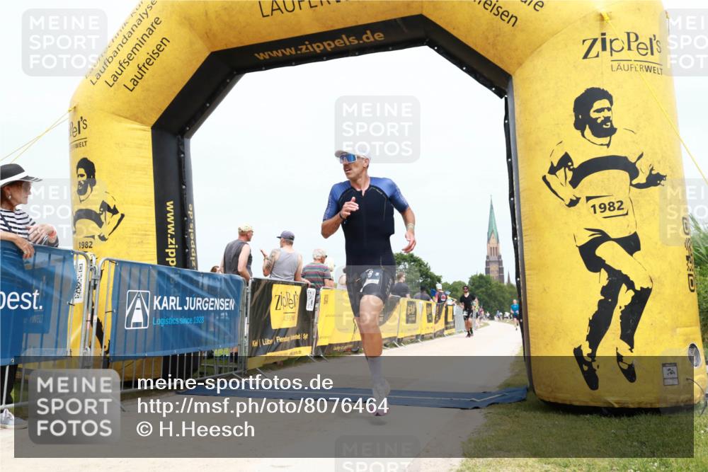 22.06.2025 - Viking Triathlon H.Heesch http://msf.ph/oto/8076464 22.06.2025 14:53:33 Laufen 142, 329, 478 meine-sportfotos.de