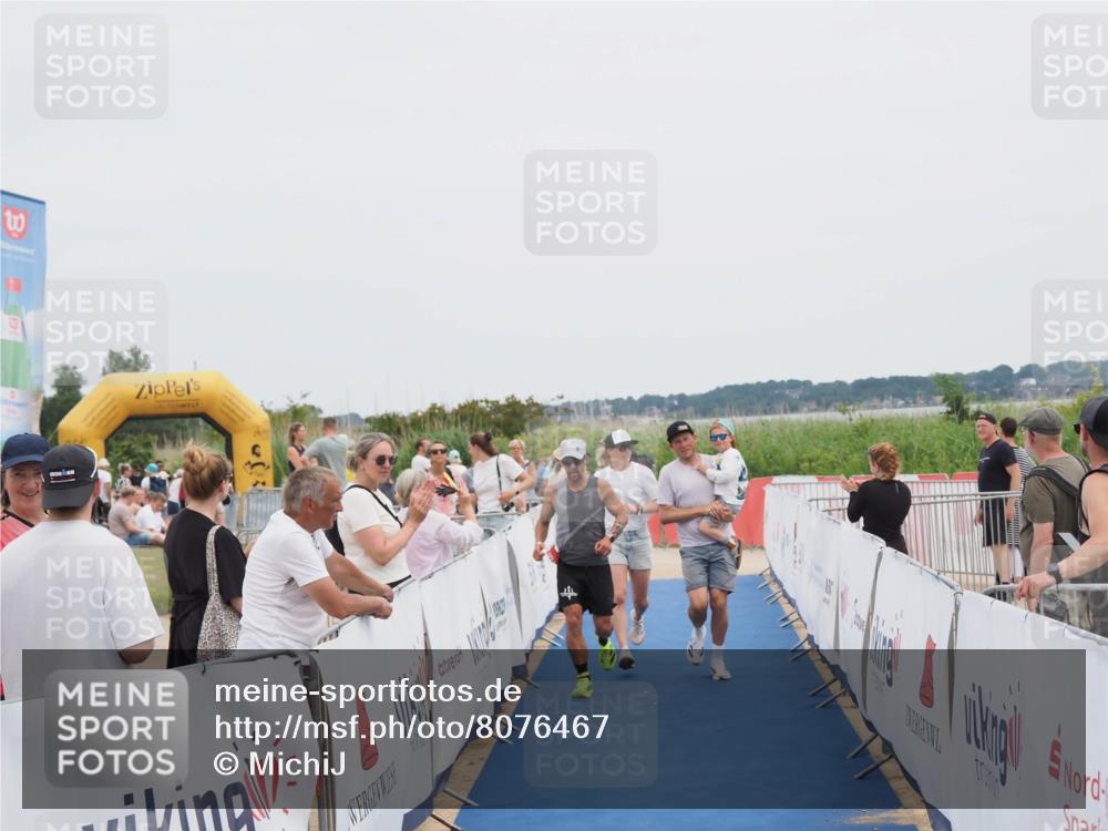 22.06.2025 - Viking Triathlon MichiJ http://msf.ph/oto/8076467 22.06.2025 14:34:01 Ziel 341, 662 meine-sportfotos.de