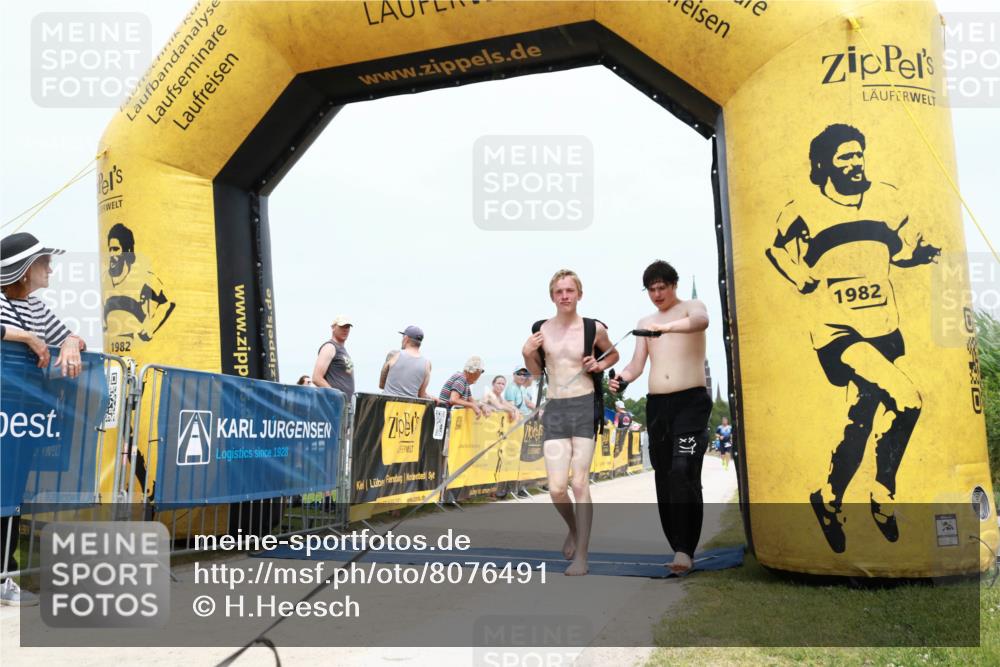22.06.2025 - Viking Triathlon H.Heesch http://msf.ph/oto/8076491 22.06.2025 14:53:40 Laufen 542 meine-sportfotos.de