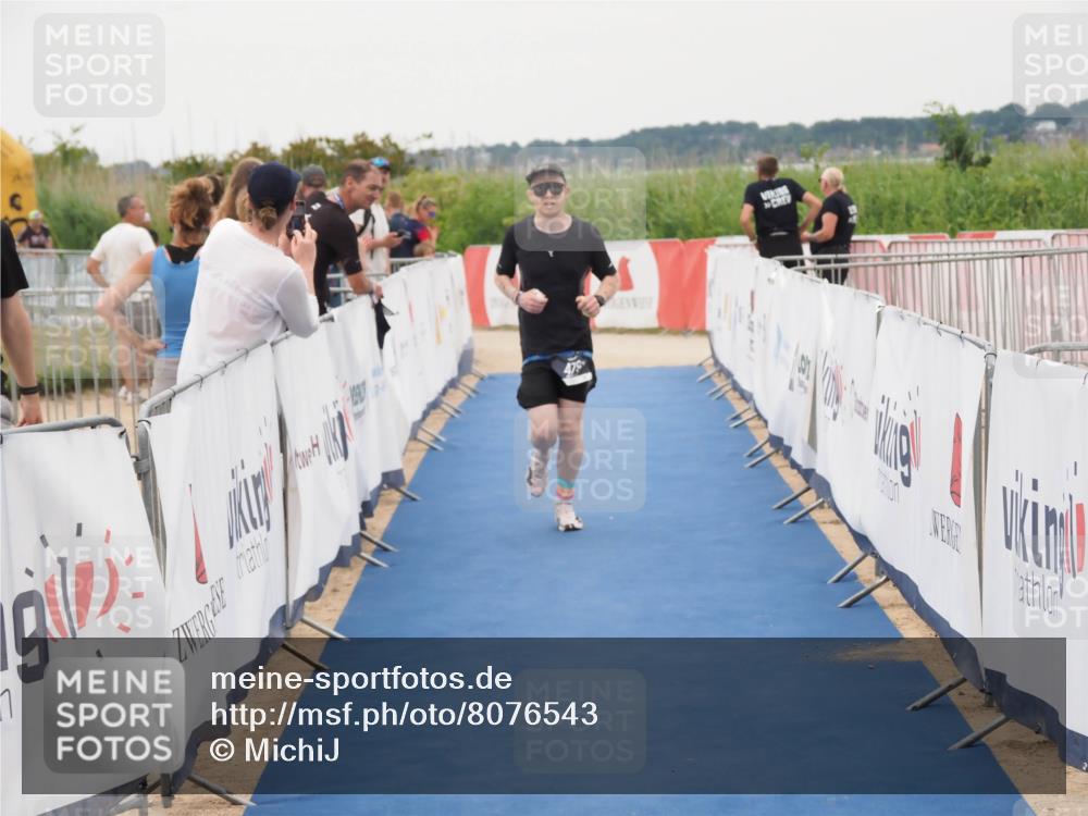 22.06.2025 - Viking Triathlon MichiJ http://msf.ph/oto/8076543 22.06.2025 16:02:26 Ziel 479 meine-sportfotos.de