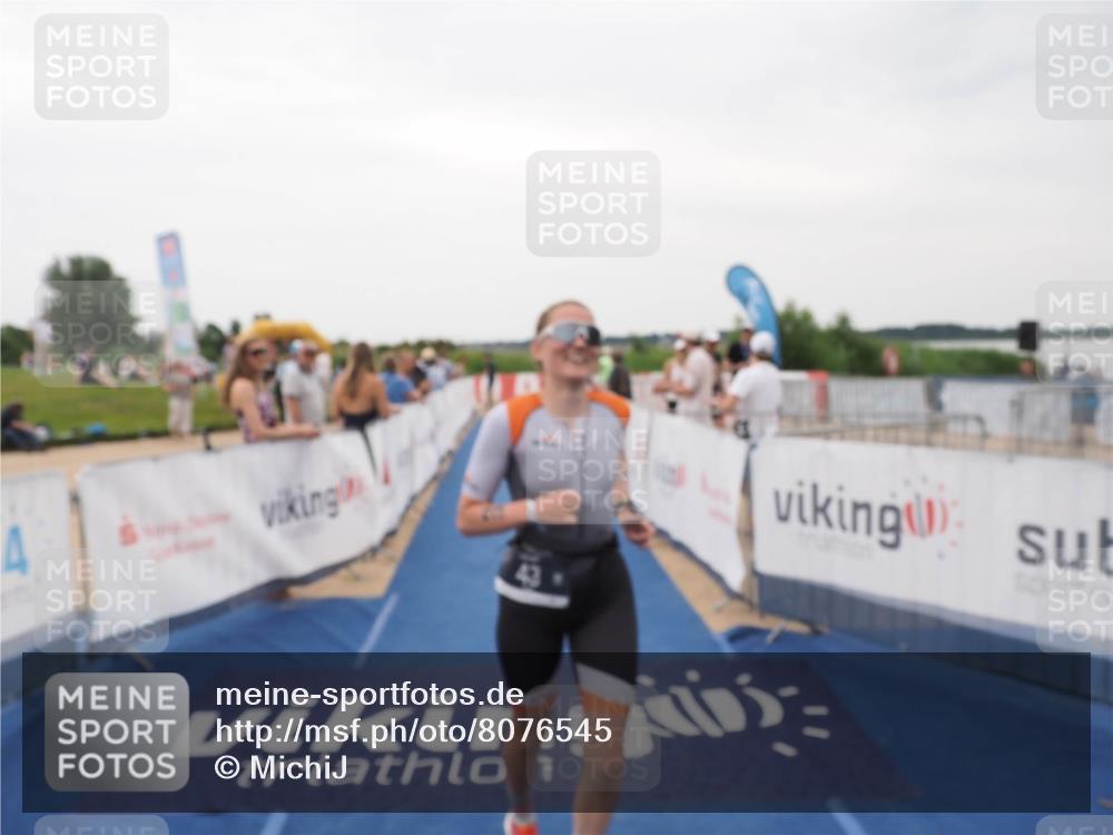 22.06.2025 - Viking Triathlon MichiJ http://msf.ph/oto/8076545 22.06.2025 15:54:24 Ziel 43 meine-sportfotos.de