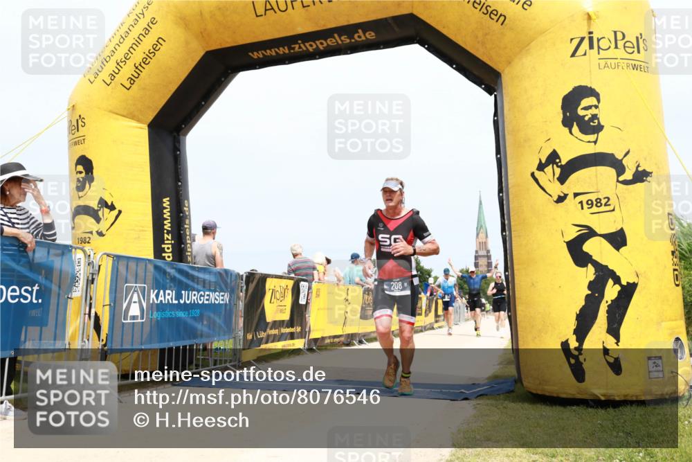 22.06.2025 - Viking Triathlon H.Heesch http://msf.ph/oto/8076546 22.06.2025 14:54:49 Laufen 208 meine-sportfotos.de