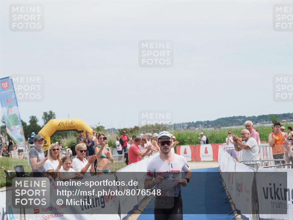 22.06.2025 - Viking Triathlon MichiJ http://msf.ph/oto/8076548 22.06.2025 13:55:37 Ziel 521 meine-sportfotos.de