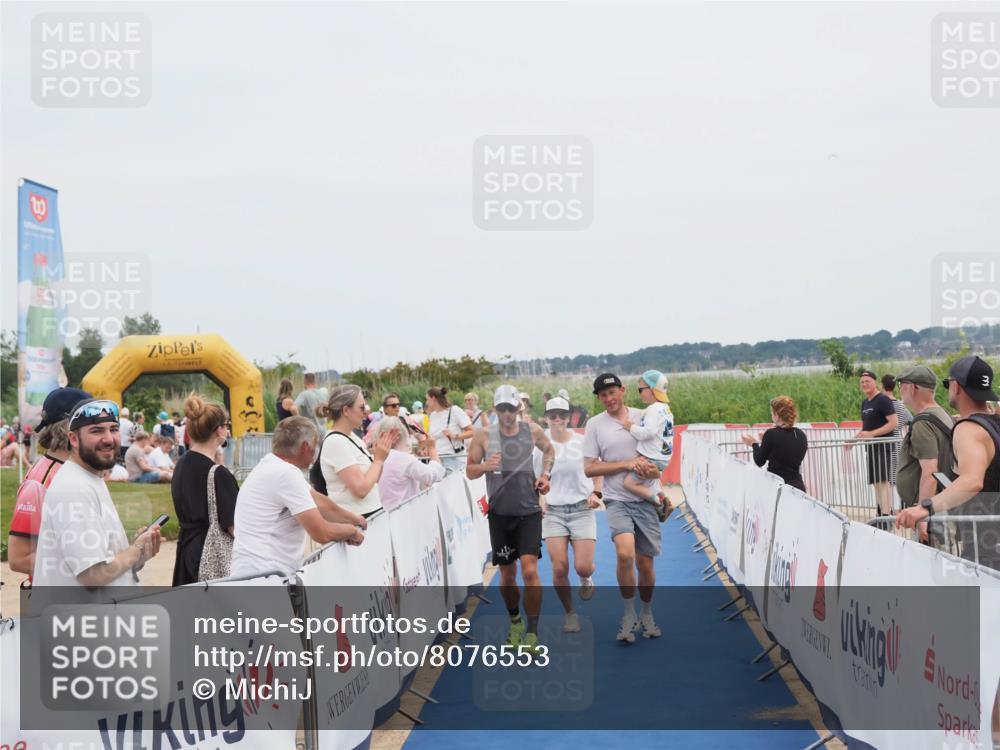 22.06.2025 - Viking Triathlon MichiJ http://msf.ph/oto/8076553 22.06.2025 14:34:02 Ziel 662 meine-sportfotos.de